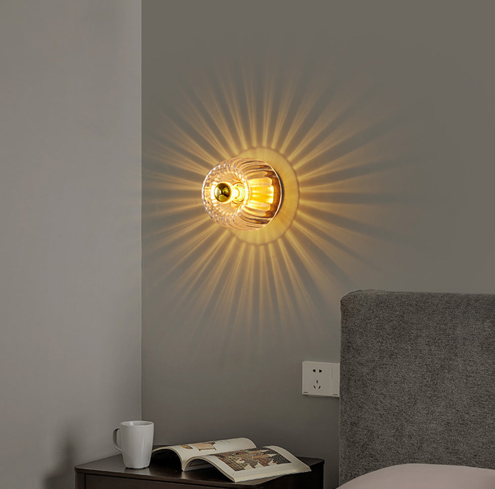 Contemporary Mini Clear Glass Wall Light Fixture for Modern Home Décor - Stylish and Elegant Illumination Solution