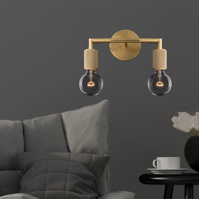 Aplique de pared de metal y latón con doble bombilla