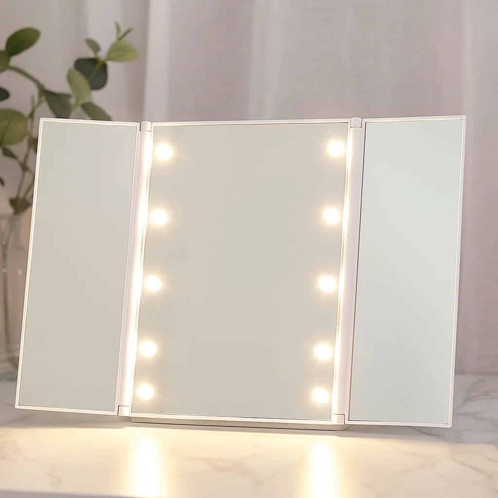 Schminkspiegel mit LED-Lichtern und dreiteiligem Design