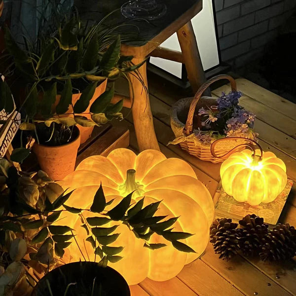 Portable Pumpkin Table Light in Resin – Perfect for Autumn Decor, Halloween Ambience, and Festive Home Lighting