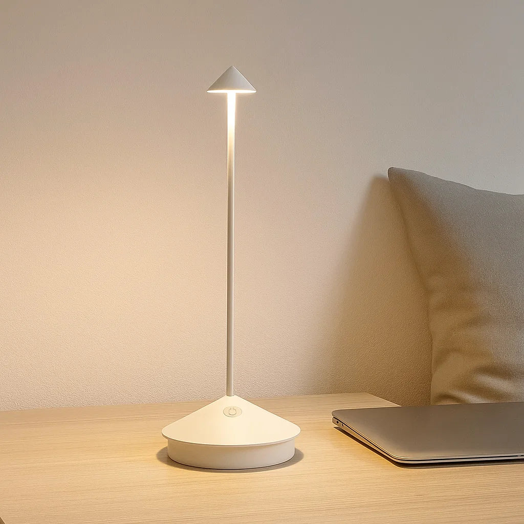 Lámpara de mesa LED con diseño de aluminio regulable