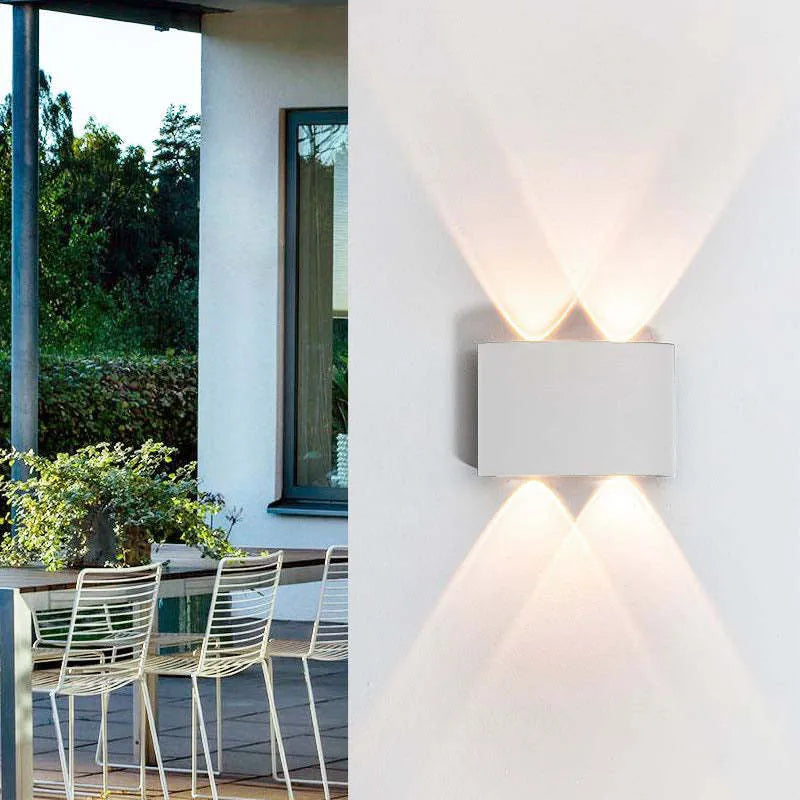 Lámpara de pared moderna LED blanca resistente al agua