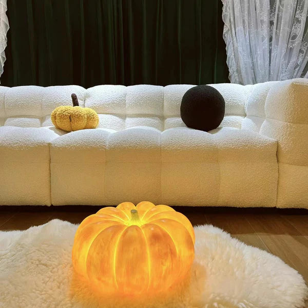 Portable Pumpkin Table Light in Resin – Perfect for Autumn Decor, Halloween Ambience, and Festive Home Lighting