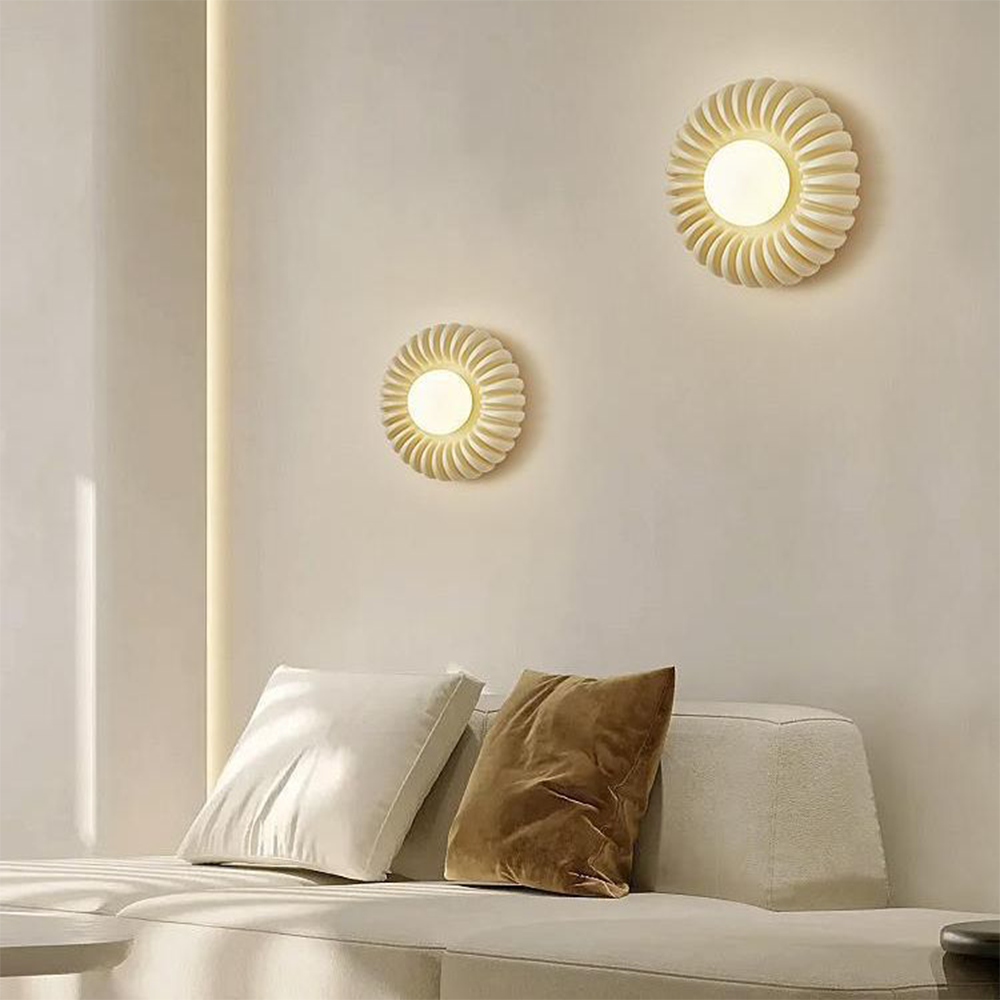 Elegant Beige Wall Light for Bedroom - Stylish and Simple Lighting Solution for a Cozy Atmosphere in Your Home