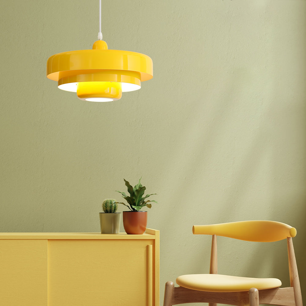 Lampa wisząca w stylu mid-century pomarańczowa metalowa oprawa