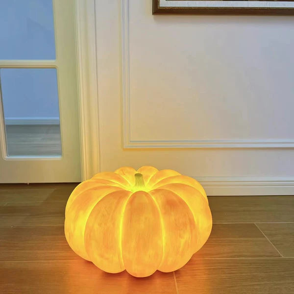 Portable Pumpkin Table Light in Resin – Perfect for Autumn Decor, Halloween Ambience, and Festive Home Lighting