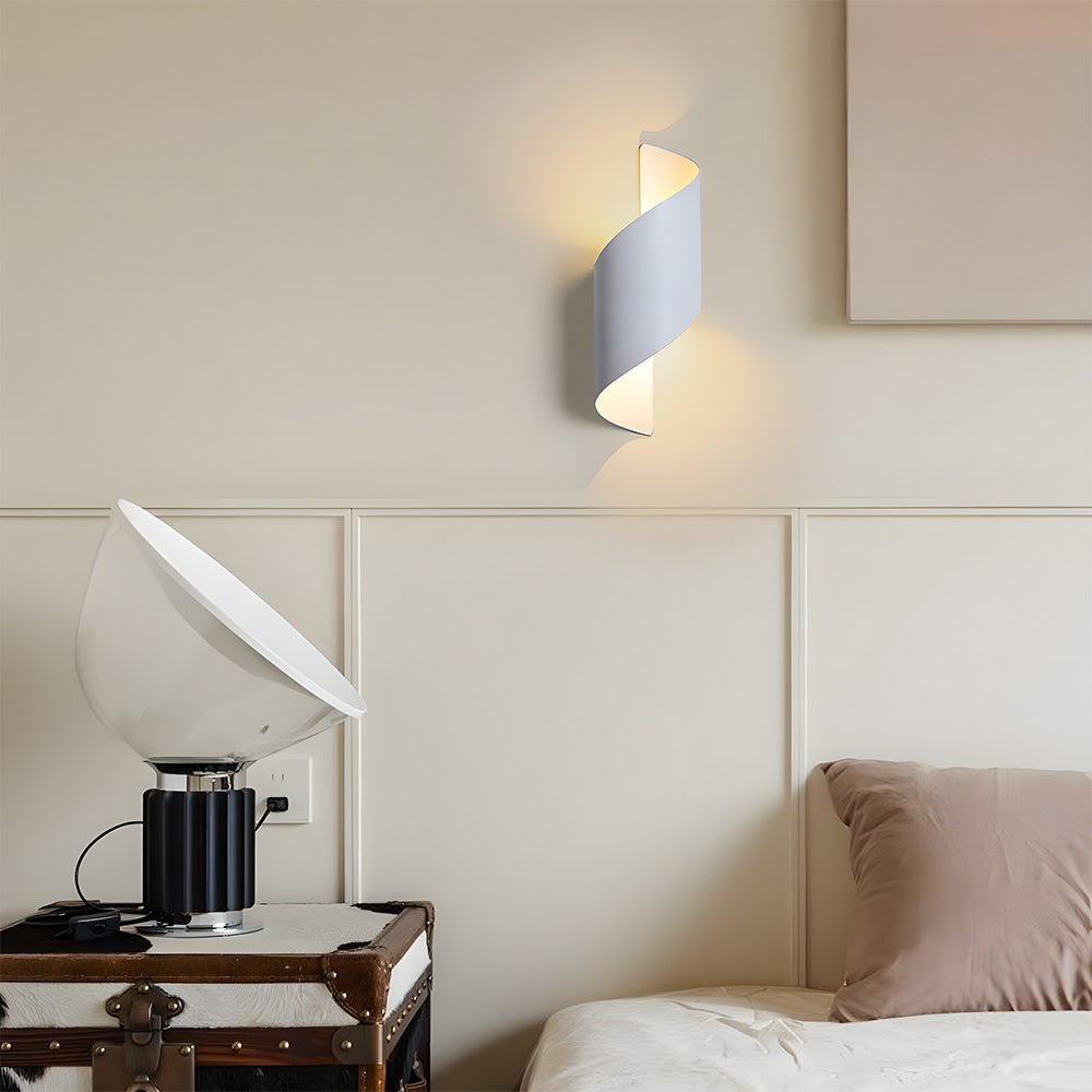 LED Wall Light with Minimalist Aluminum Design