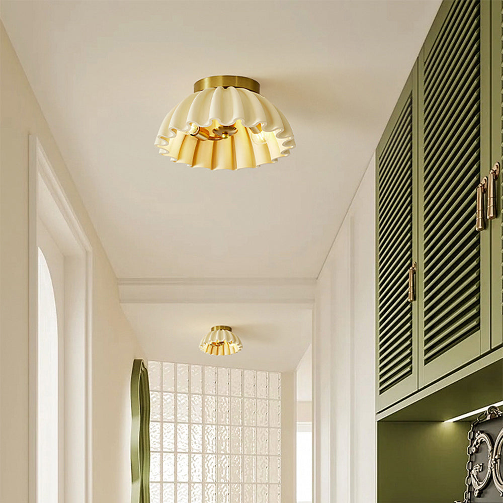 Nordic Modern Resin Ceiling Light for Entrance Hallway - Stylish Illumination Fixture for Contemporary Homes