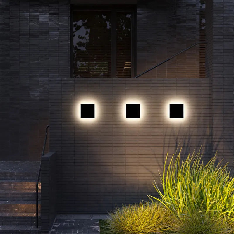 Lámpara de pared moderna LED negra para exterior