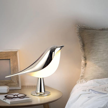 Moderne Holz-LED-Tischlampe im Vogel-Design