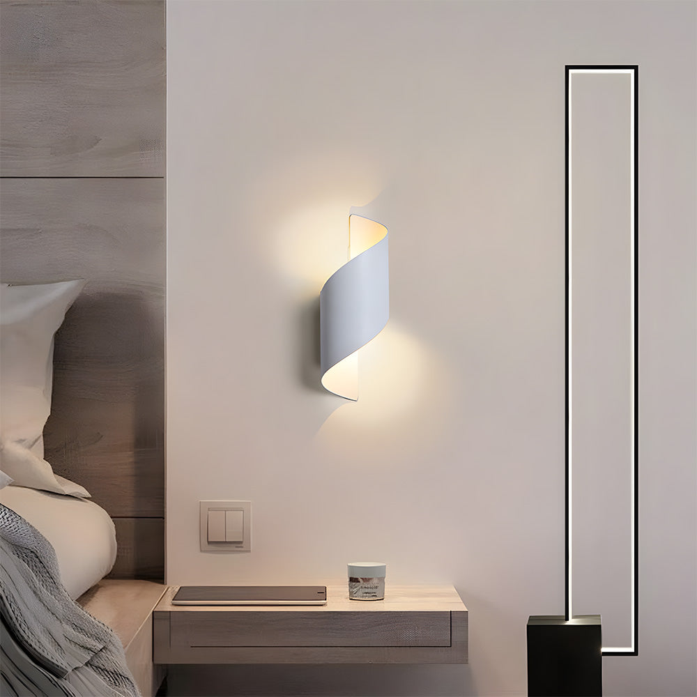 LED Wall Light with Minimalist Aluminum Design