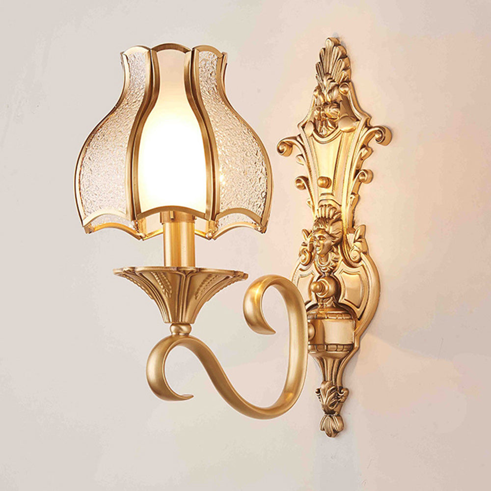 Elegant Vintage Gold Wall Sconce Light Fixture for Living Room Décor - Luxurious Illumination for Timeless Interiors