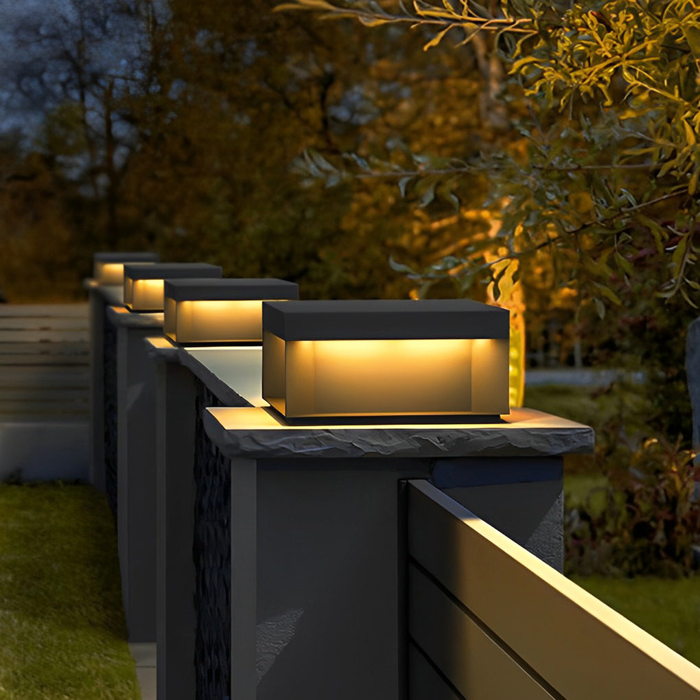 Farola LED para exterior moderna de metal negro