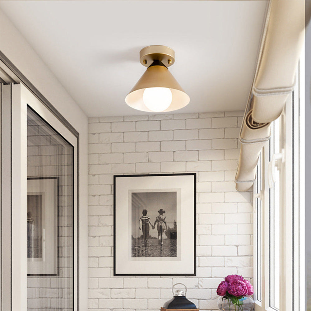 Modern Gold Flush Ceiling Light for Hallway - Elegant Contemporary Lighting Fixture for Stylish Home Interiors