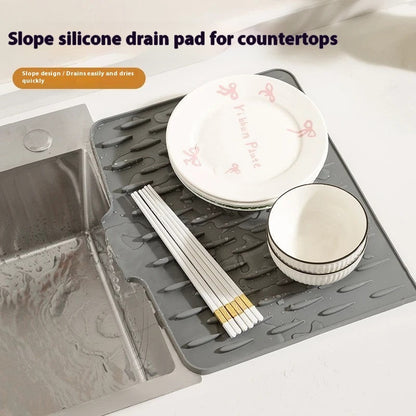 DryEdge – Countertop Water Drain Pad