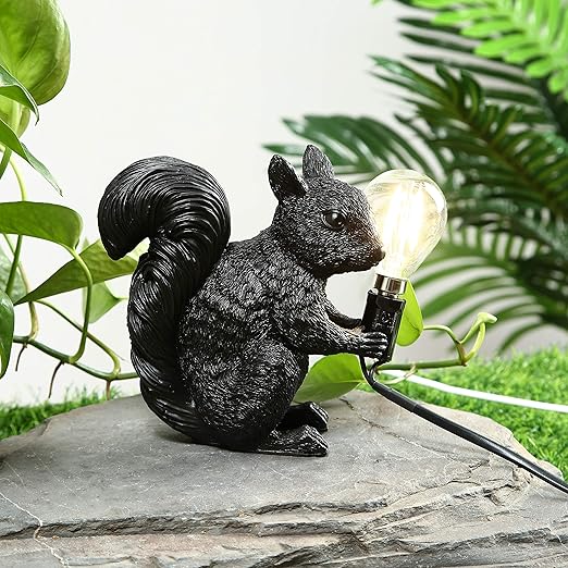 Tischlampe Eichhörnchen Harz LED Tierlicht
