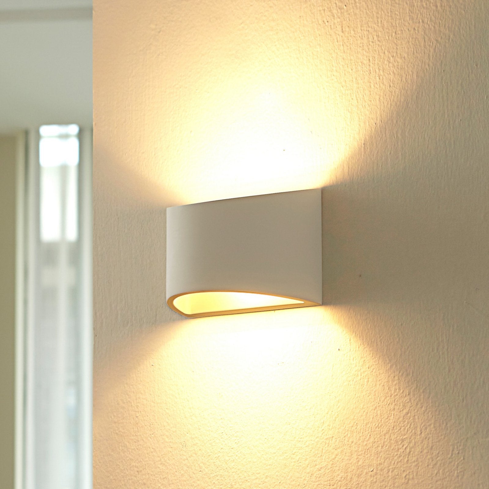 Aplique de pared moderno de yeso blanco