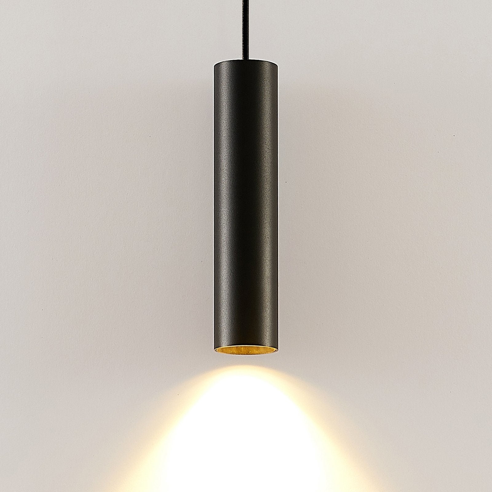 Lampada a sospensione moderna in alluminio nero con cilindro