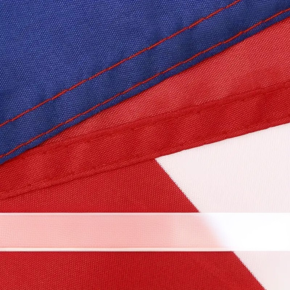 Drapeau américain extérieur polyester couleur vive résistant à la décoloration œillets en laiton