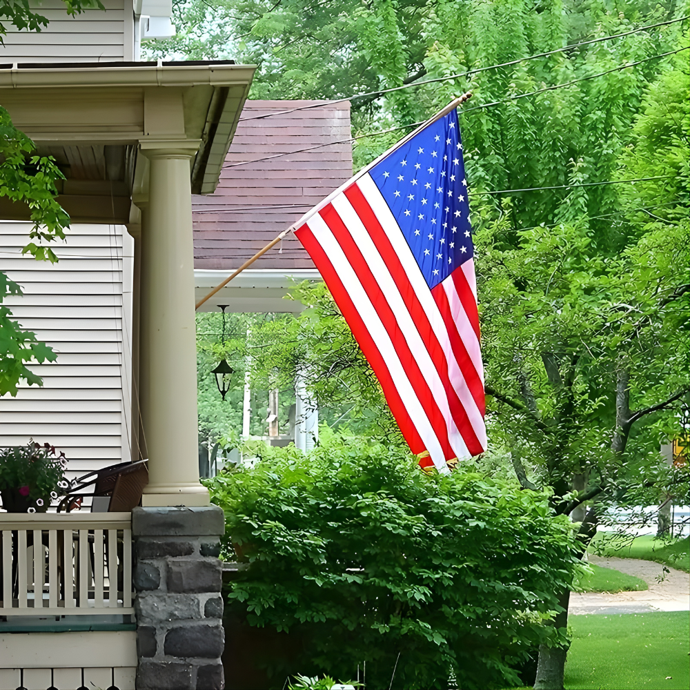Drapeau américain extérieur polyester couleur vive résistant à la décoloration œillets en laiton