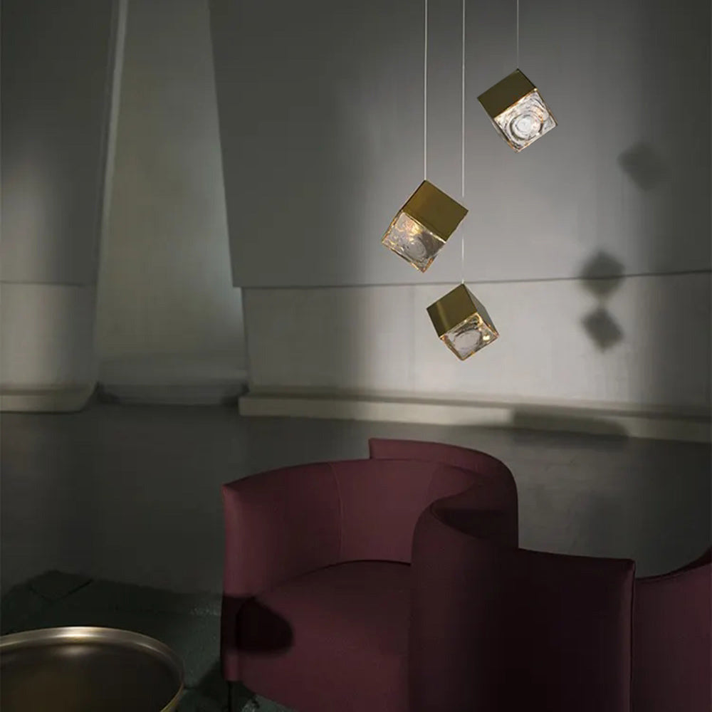 Elegant Irregular Crystal Pendant Light - Luxury Lobby LED Cube Lighting Fixture for Modern Interiors and Stylish Spaces