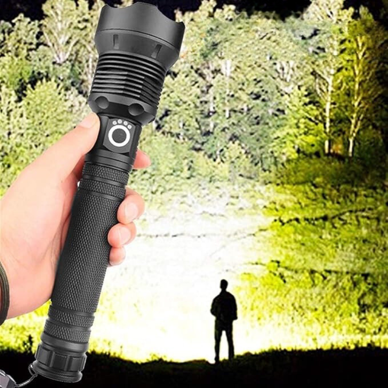 Linterna LED recargable con haz de largo alcance