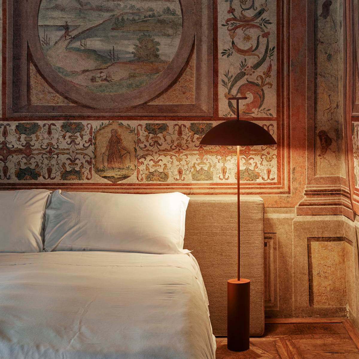 Lampe sur pied moderne en bois avec abat-jour en tissu