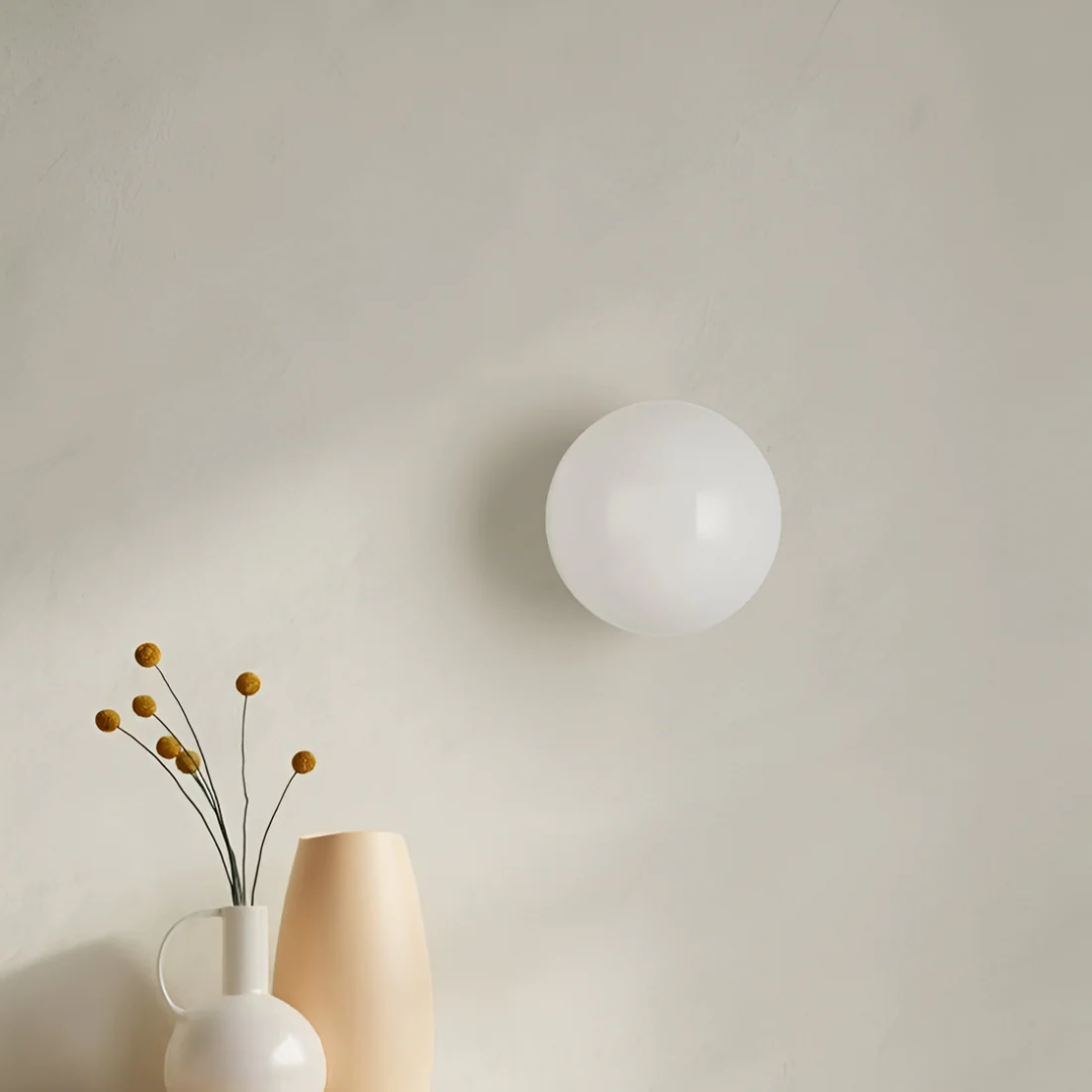 Elegant Glass Wall Light for Modern Interiors - Image 3