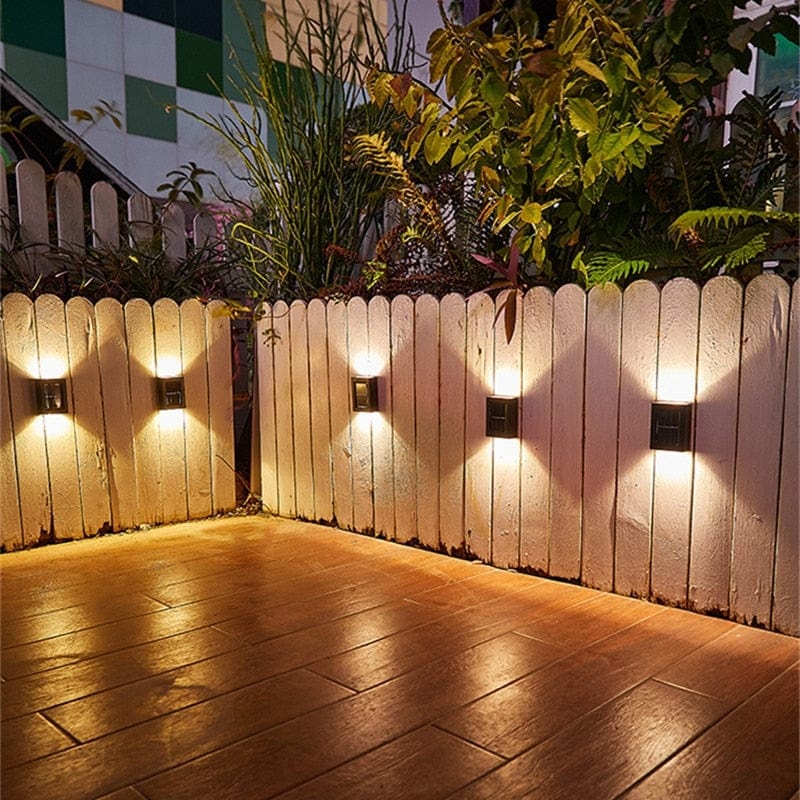Lámpara solar de pared para exteriores para vallas de jardín