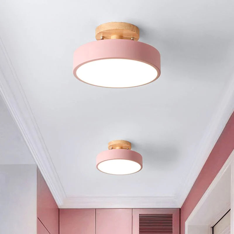 Plafonnier LED en bois à montage affleurant