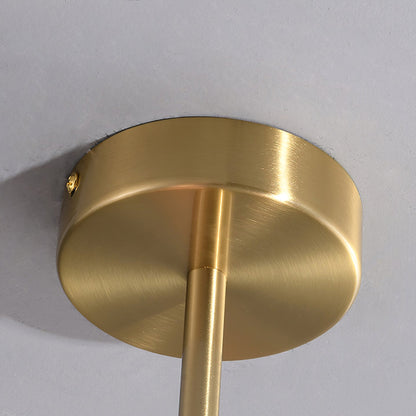 Lampa sufitowa z różowymi kloszami ze szkła w kształcie kuli