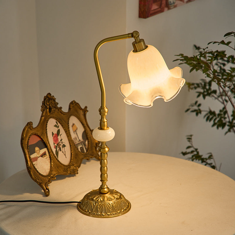 Elegant Floral Brass Table Lamp for Stylish Home Decor - Nouveau Design with Chic Aesthetic and Warm Lighting