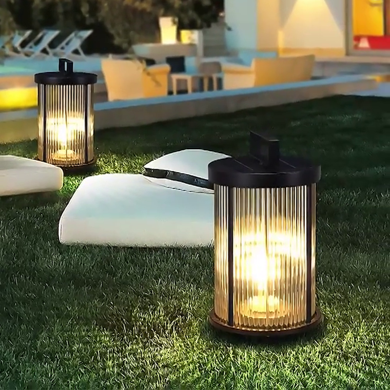 Farol de vidrio para exteriores con luz LED solar