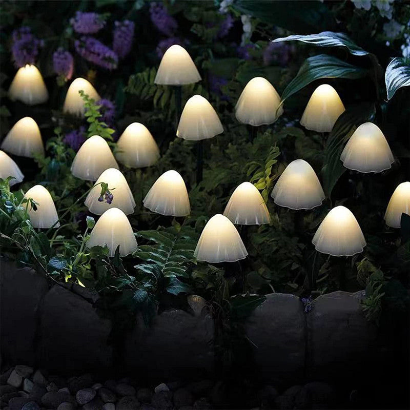 Lumières de jardin à piquet en forme de champignon solaire d'extérieur