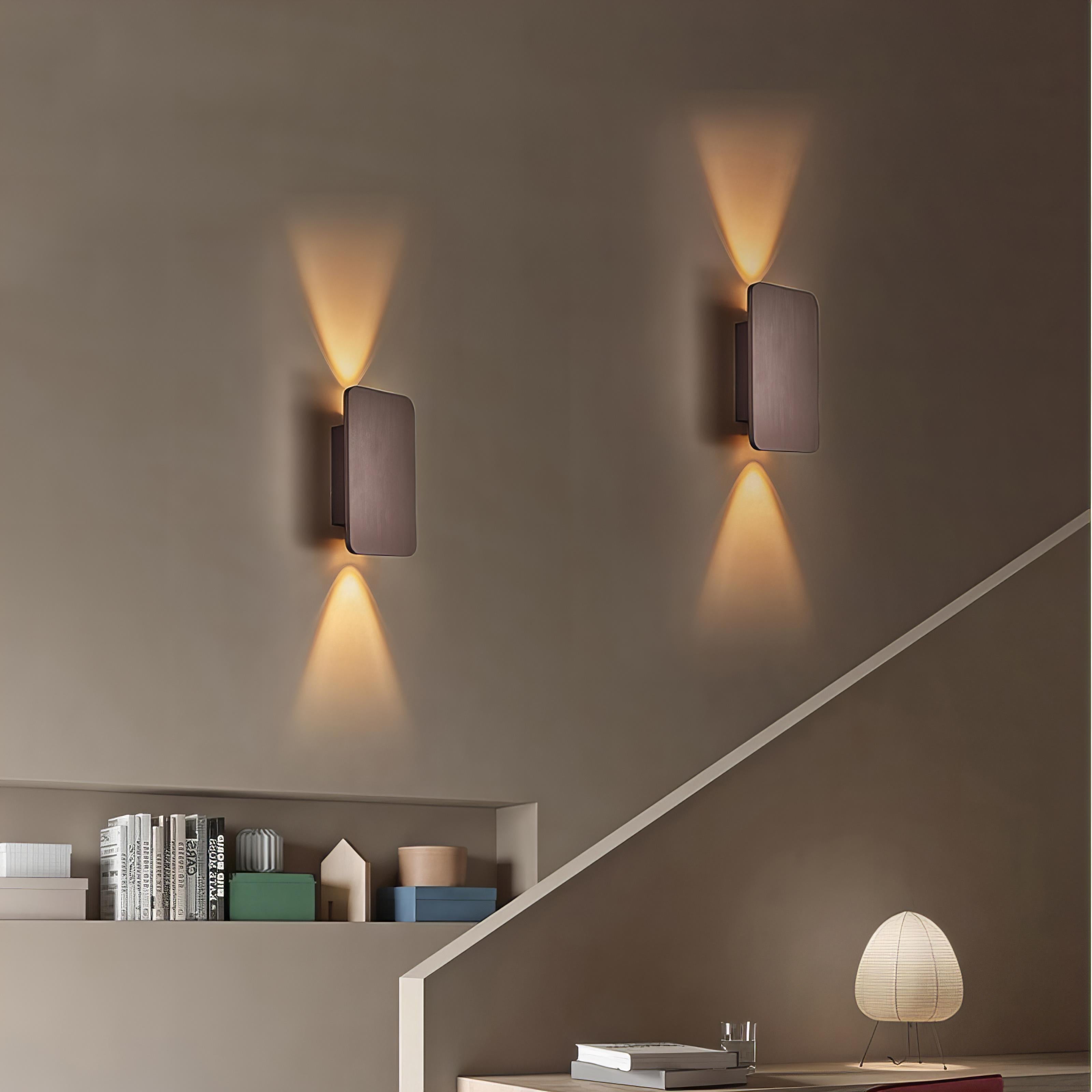 Aplique de pared moderno de metal rectangular LED para interior
