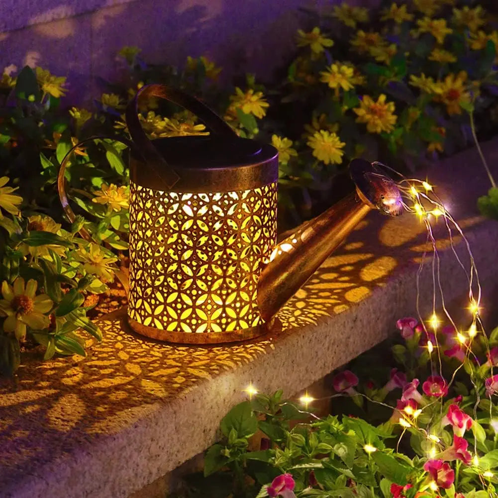 SunPour – Solar Garden Watering Can Light