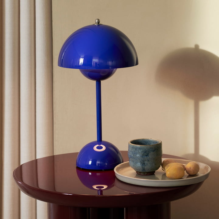 Lámpara de mesa de hierro con forma de cúpula para mesita de noche