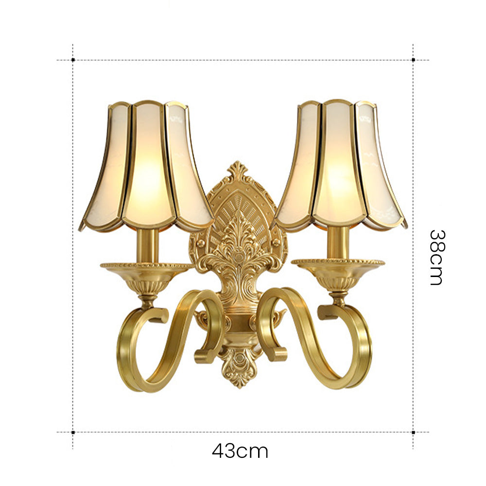 Elegant Vintage Gold Wall Sconce Light Fixture for Living Room Décor - Luxurious Illumination for Timeless Interiors