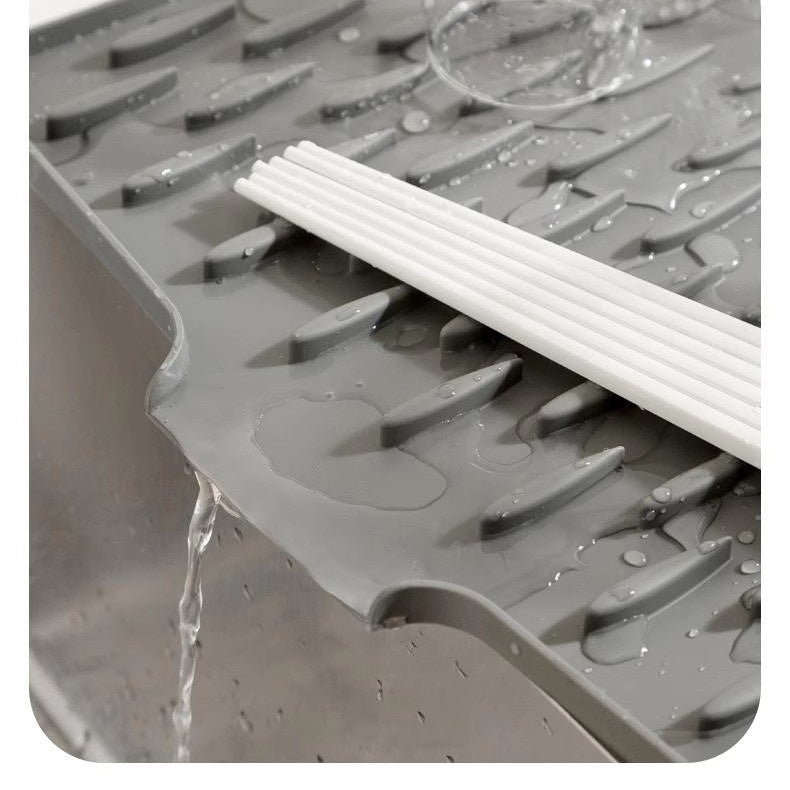 DryEdge – Countertop Water Drain Pad