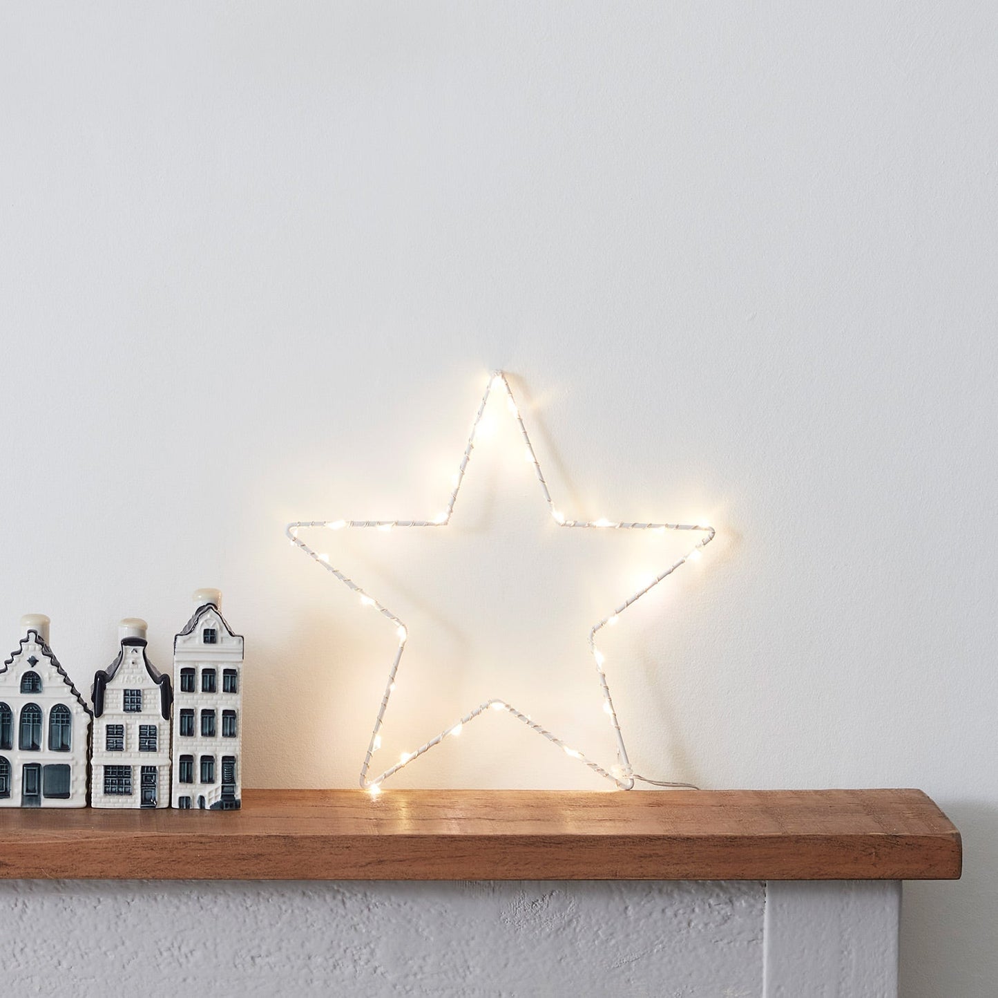 LL17028_Osby-Window-Star-Light-Bedroom-Shelf_2.jpg