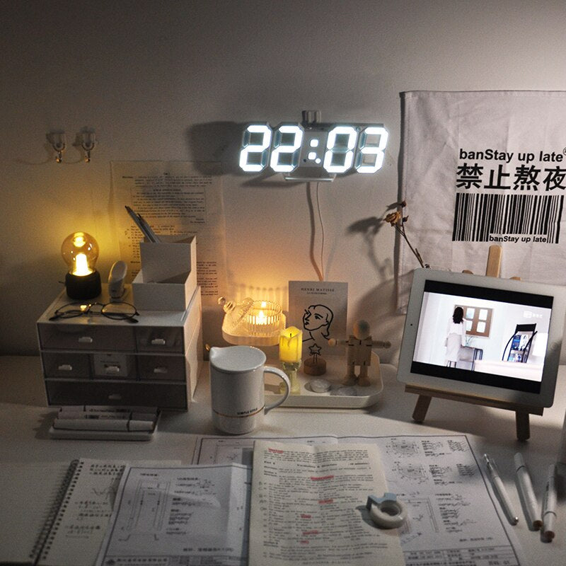 digital-wall-clock-with-temper-2-wwqrw7