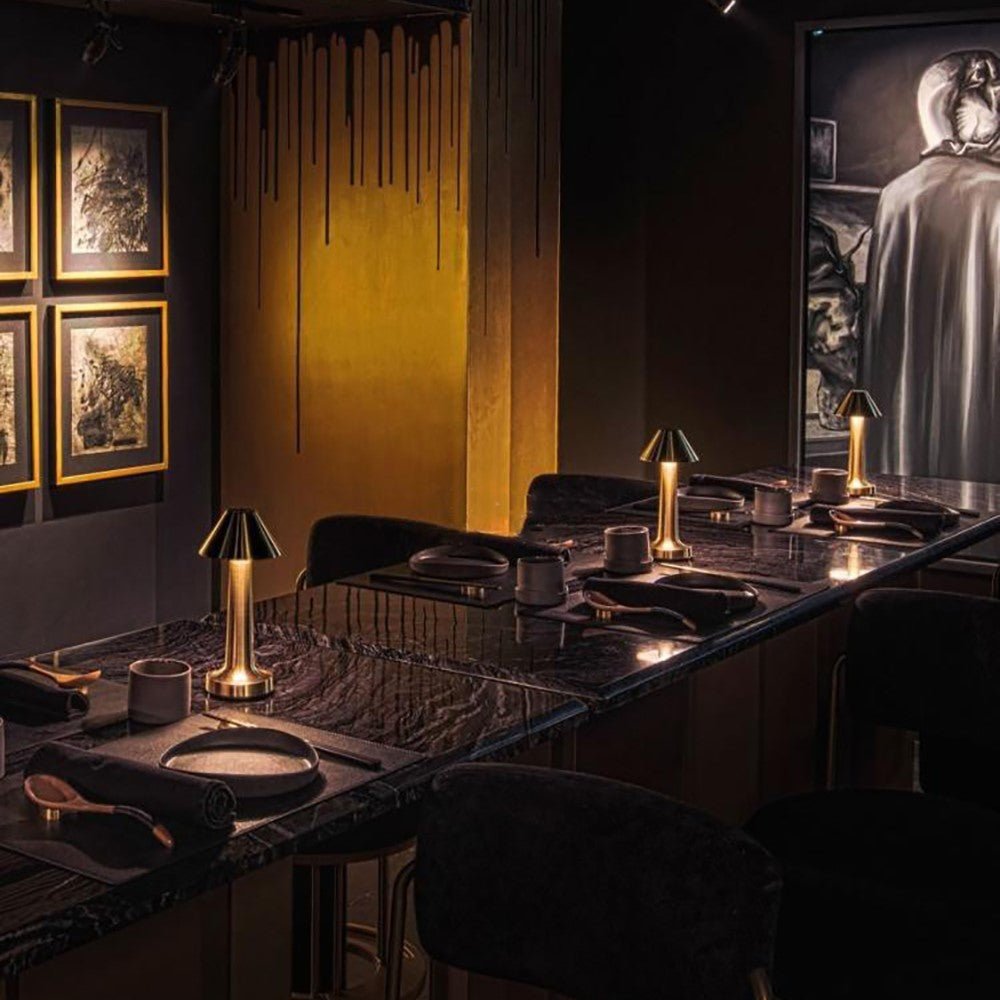 elegant-dimmable-table-lamp-fo-7-k5u1em