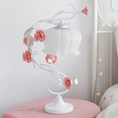 elegant-rose-petal-table-lamp--5-oy87pd