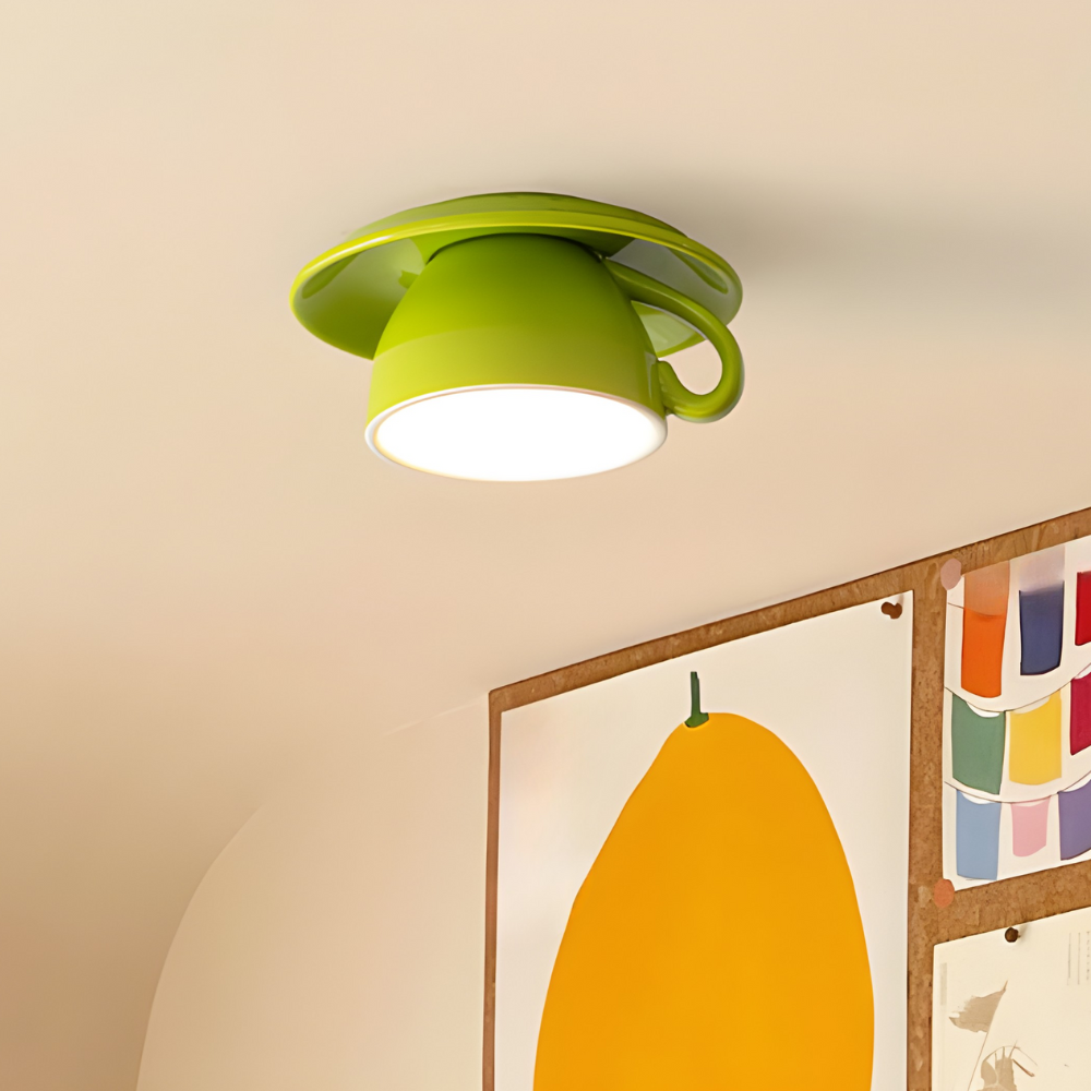 Lampa sufitowa w kształcie ceramicznej filiżanki do sypialni