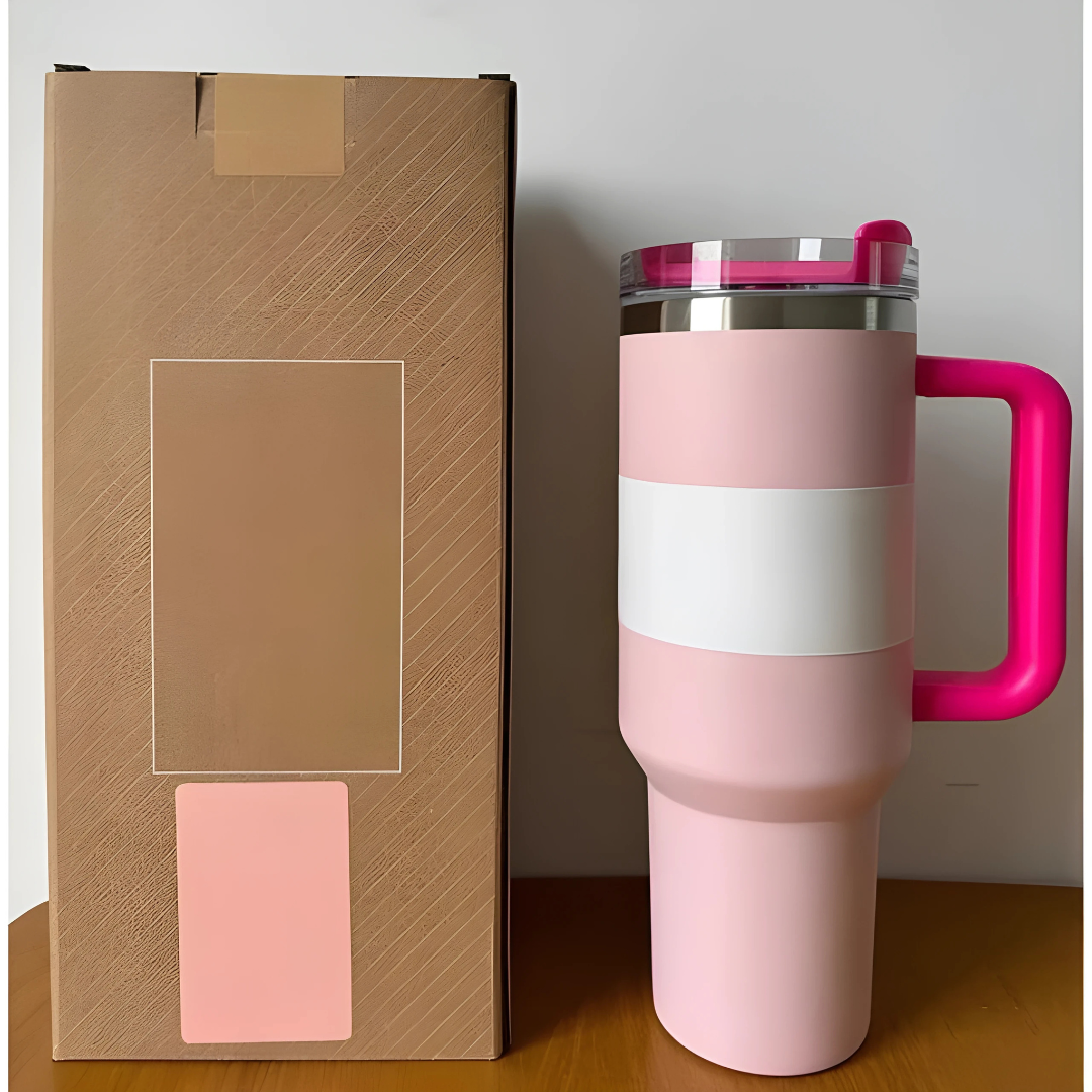 Mug de voyage en acier inoxydable isolé