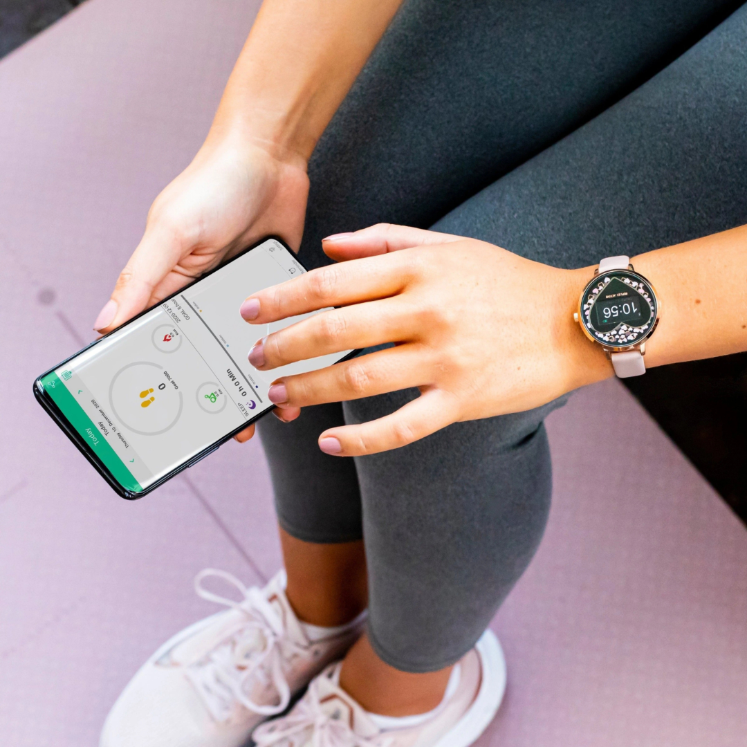 Smartwatch Women Leather Strap Fitness Tracker