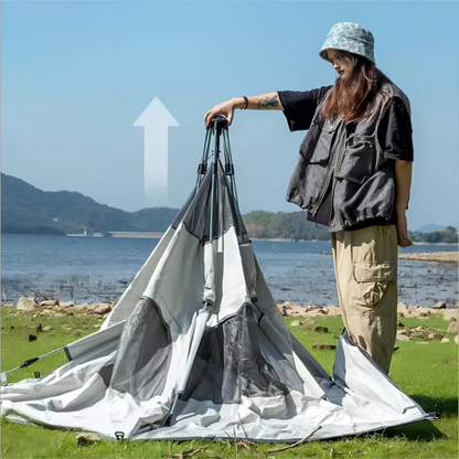 Wasserdichtes Familienzelt mit aufklappbarem Oberlicht