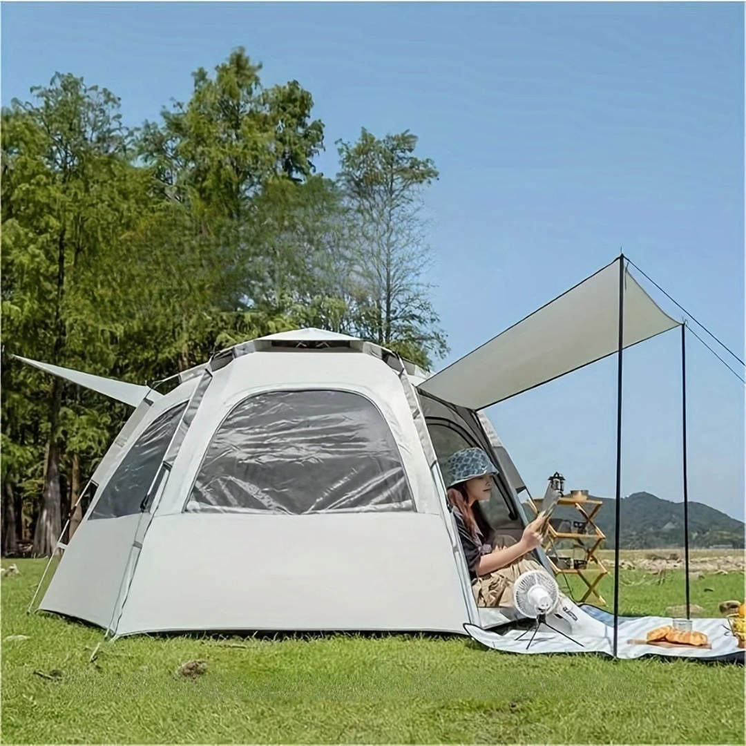 Wasserdichtes Familienzelt mit aufklappbarem Oberlicht
