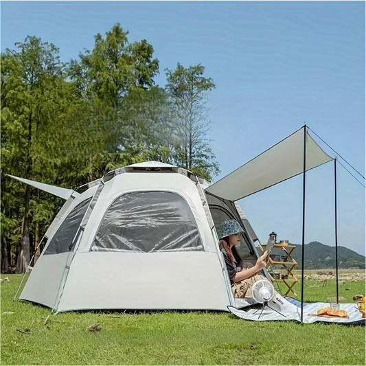 Wasserdichtes Familienzelt mit aufklappbarem Oberlicht