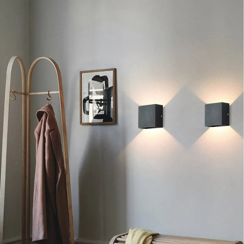 Aplique de pared moderno de aluminio negro LED